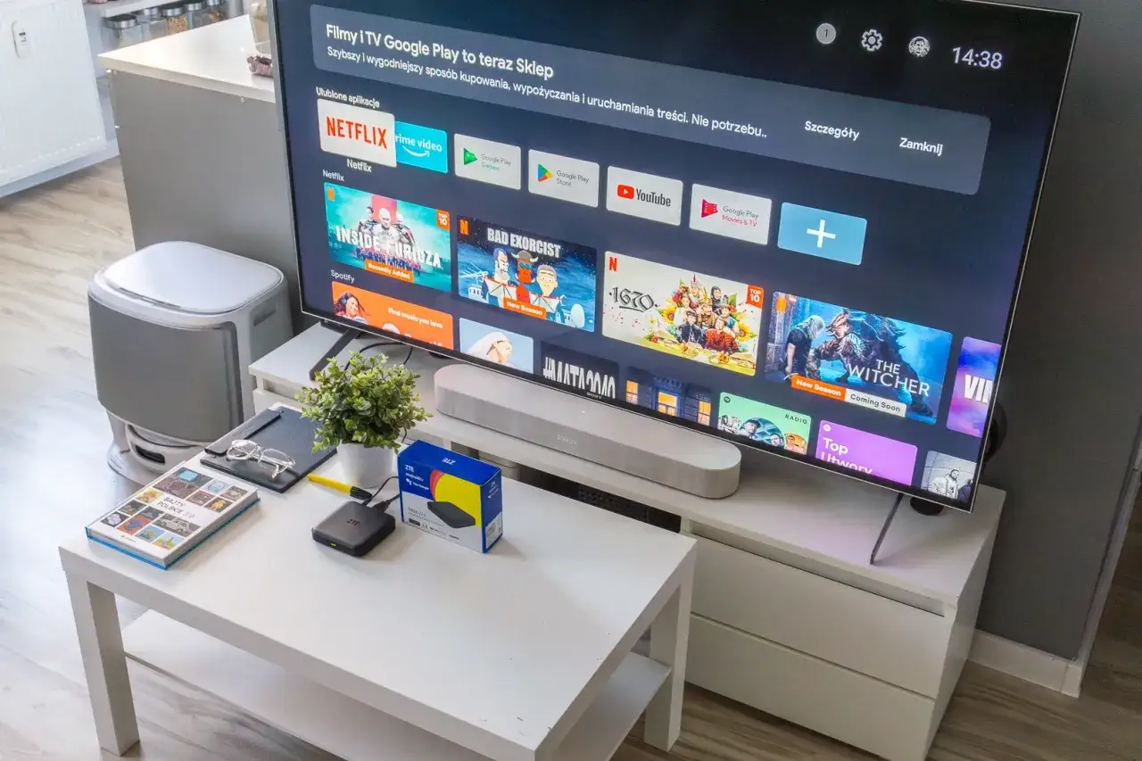 Zestaw do streamingu z Google Play na telewizorze LG. Zobacz, jak zaktualizować stary telewizor LG, by cieszyć się nowymi aplikacjami.
