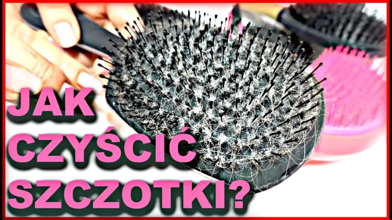brudna szczotka do włosów zbliżenie