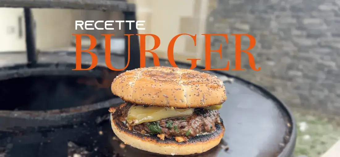 smash burger maison sur plancha avec fromage fondu