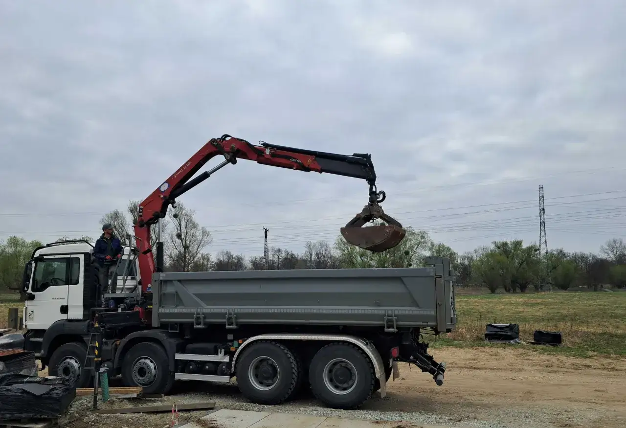 Samochód ciężarowy HDS transport kruszywa big-bag