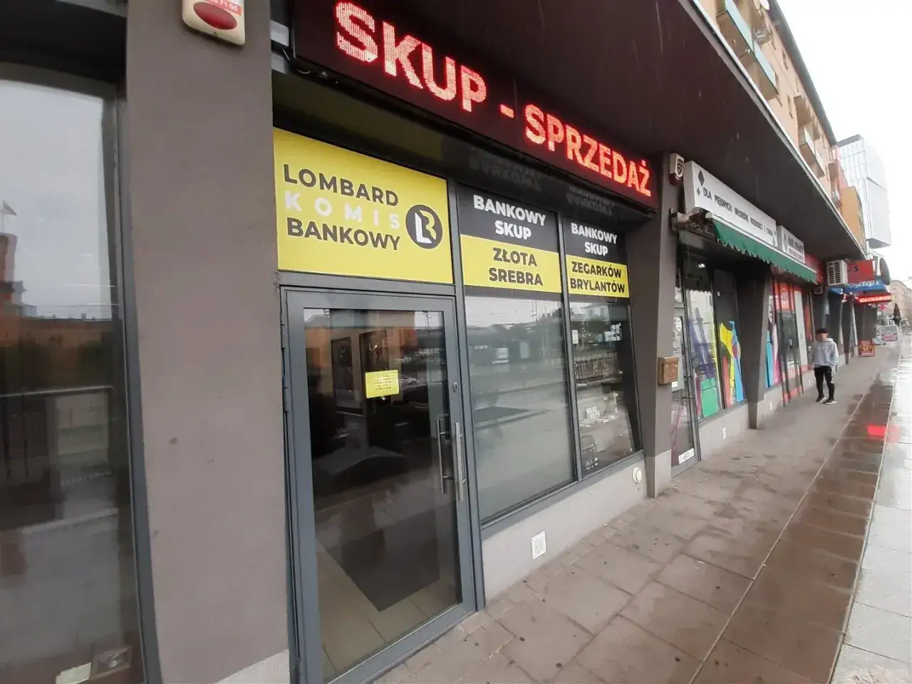 Lombard, komis i bankowy skup - tu dowiesz się, jak działa lombard, sprzedając lub kupując złoto, srebro, zegarki i brylanty.