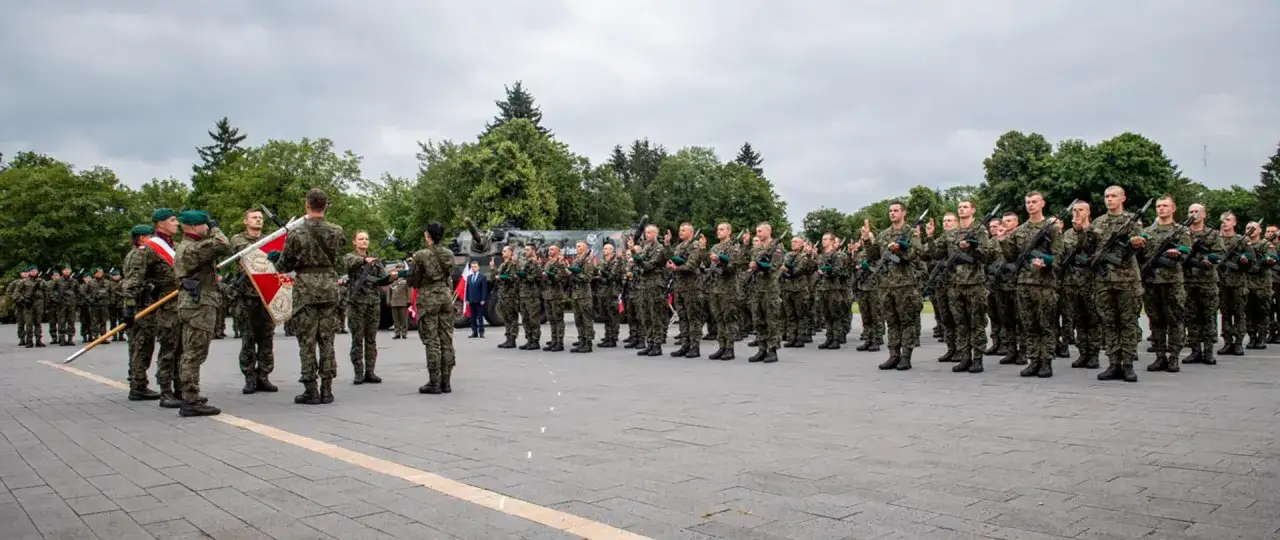 uroczystość przysięgi wojskowej w Polsce