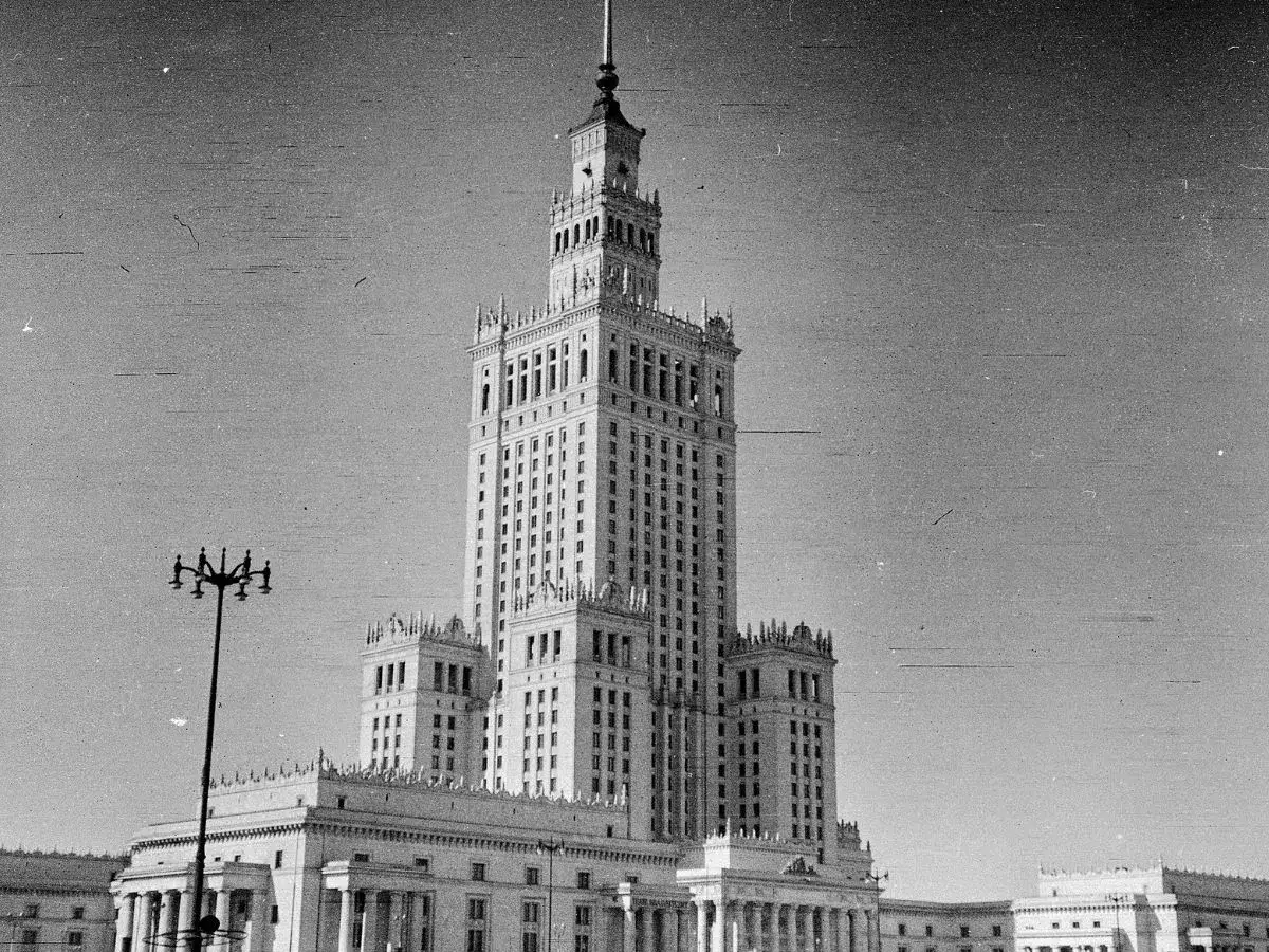 Pałac Kultury i Nauki w Warszawie, jak z filmu 