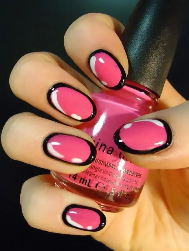 Zdjęcie Paznokcie jak z kreskówki: proste sposoby na kreatywny manicure