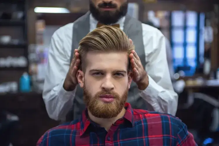 Zdjęcie Klasyczne fryzury męskie: Jakie są najpopularniejsze i modne style?
