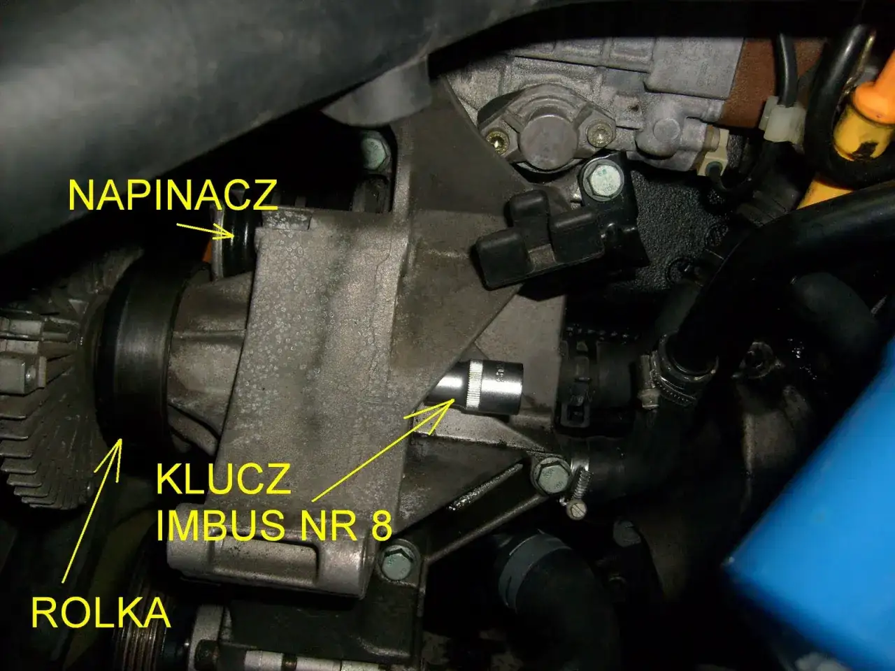 Zdjęcie Jak założyć pasek alternatora w Audi A4 - uniknij kosztownych błędów