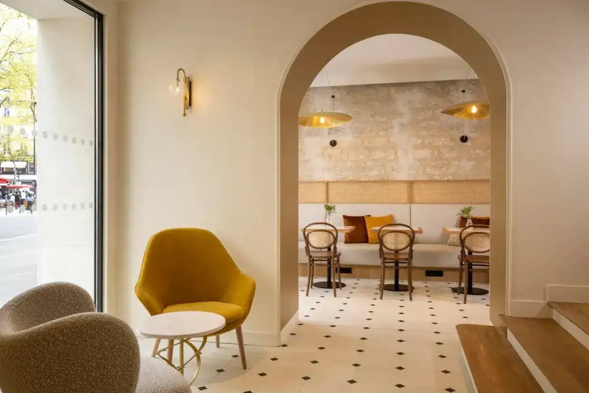 Urokliwy butikowy hotel w Paryżu wnętrza