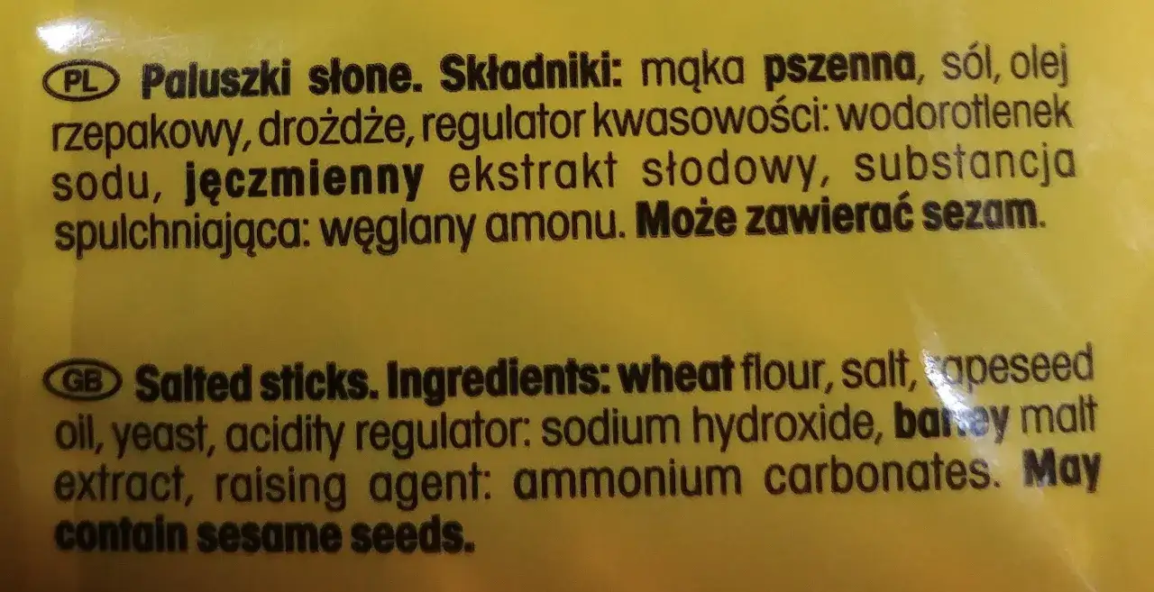 Paluszki słone składają się z mąki, oleju, drożdży i innych składników. Czy paluszki są zdrowe? Zawierają też sezam.