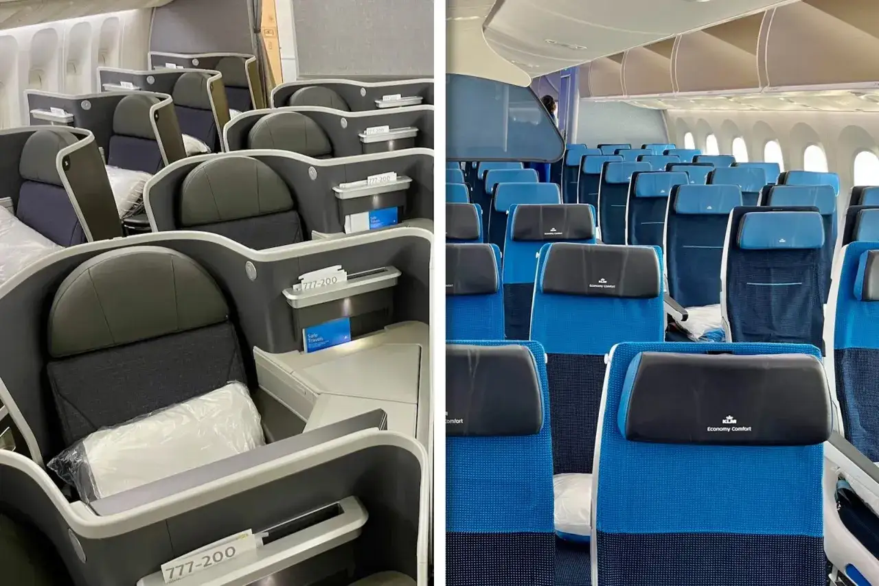 Luxuri&ouml;se Business-Class-Sitze und blaue Economy-Comfort-Flugzeugsitze nebeneinander.