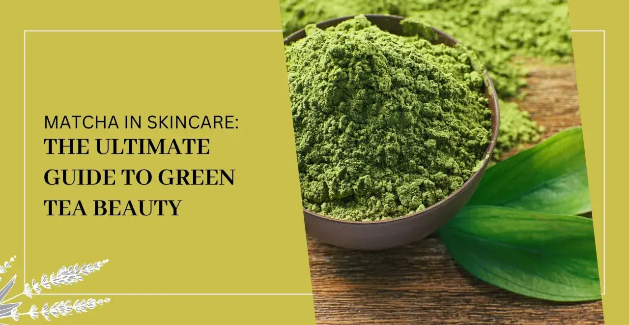 Poudre de matcha dans un bol, avec des feuilles vertes et le texte