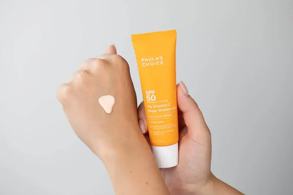 krem z filtrem spf 50 ochrona przeciwsłoneczna twarzy