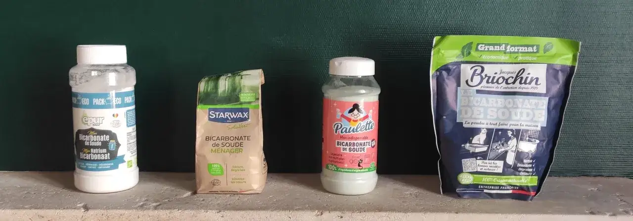 Quatre produits de bicarbonate de soude, dont 
