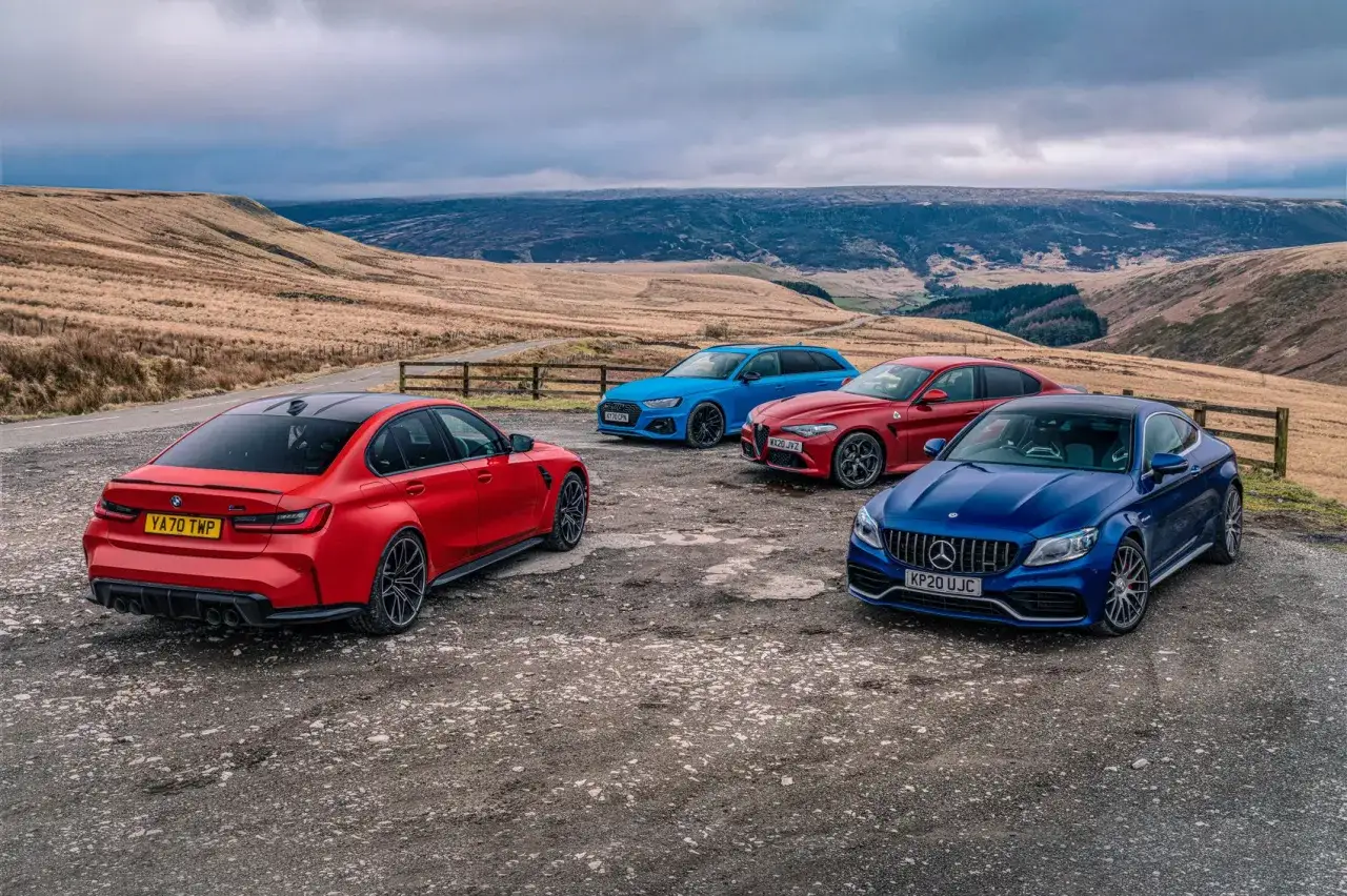 Mercedes C63 AMG vs BMW M3 vs Audi RS4 por&oacute;wnanie