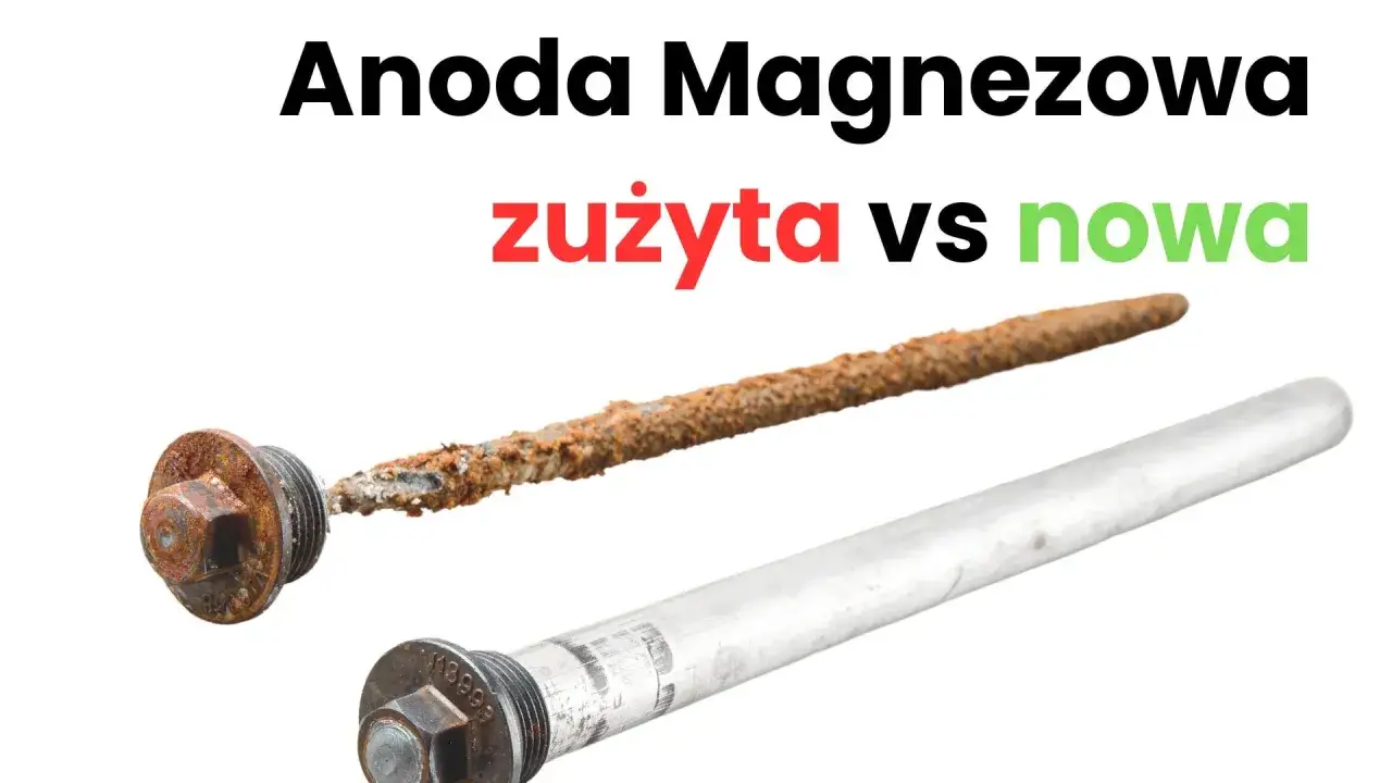 Zużyta, zardzewiała anoda w bojlerze obok nowej, lśniącej.