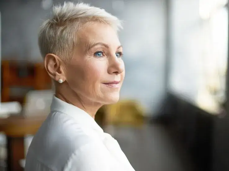 Kurzhaarfrisuren dünnes Haar Volumen