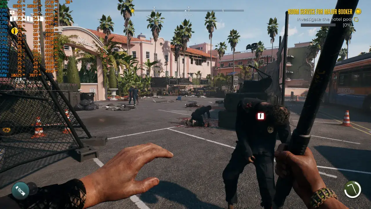 Scena z gry Dead Island 2, z widocznymi statystykami systemu, sugerującymi wymagania gry. W tle hotel i zombie.