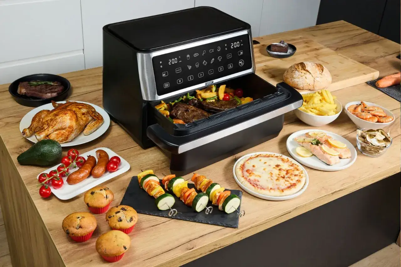 Air fryer przepisy obiad: pieczony kurczak, steki, ryba, szaszłyki, frytki, pizza, muffiny i więcej.