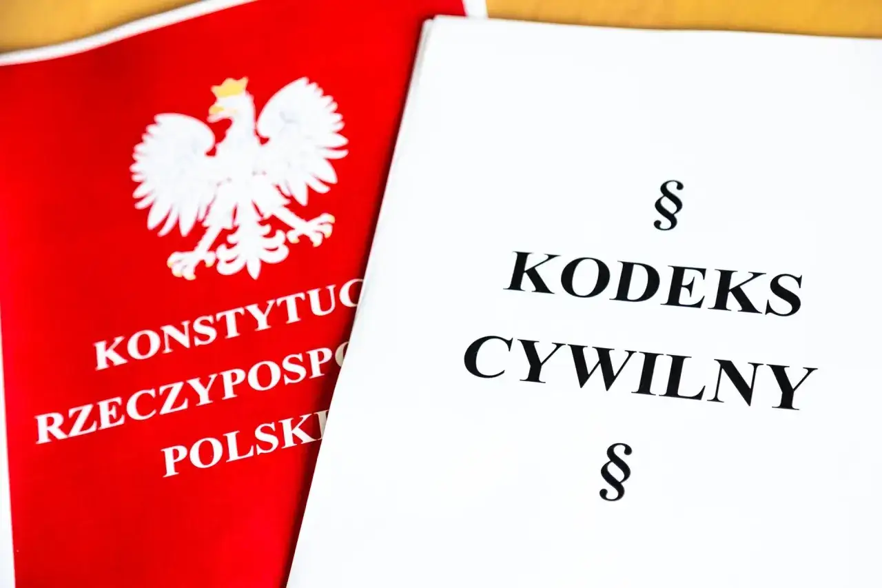 Kodeks Cywilny i Konstytucja RP. Rozważania o umowie dożywocia a zachowku.