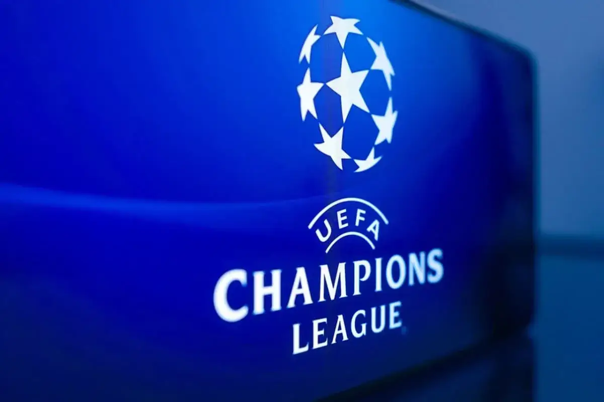 Logo Ligi Mistrzów UEFA. Zastanawiasz się, czy można wykupić jeden mecz ligi mistrzów?