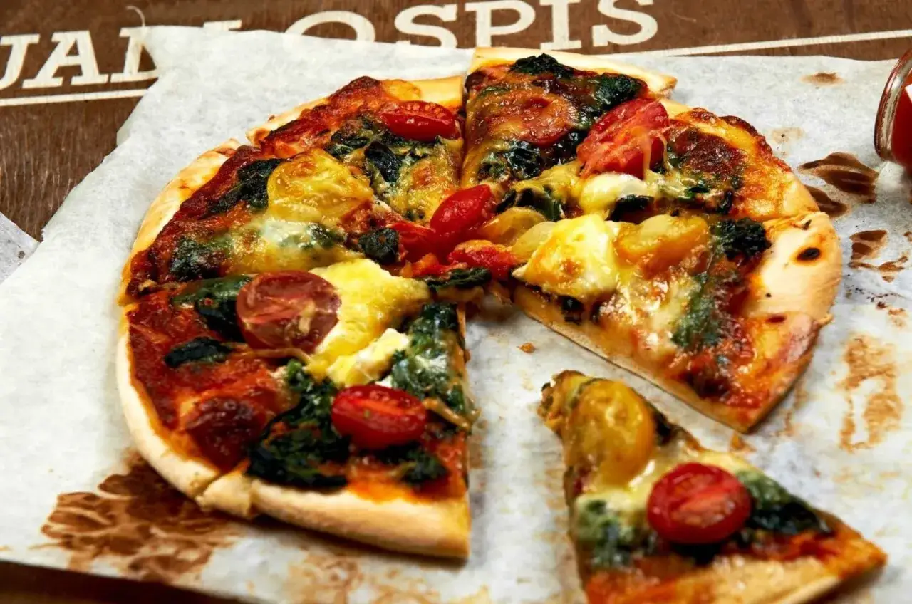 Mielno jedzenie pizza burgery wegetariańskie