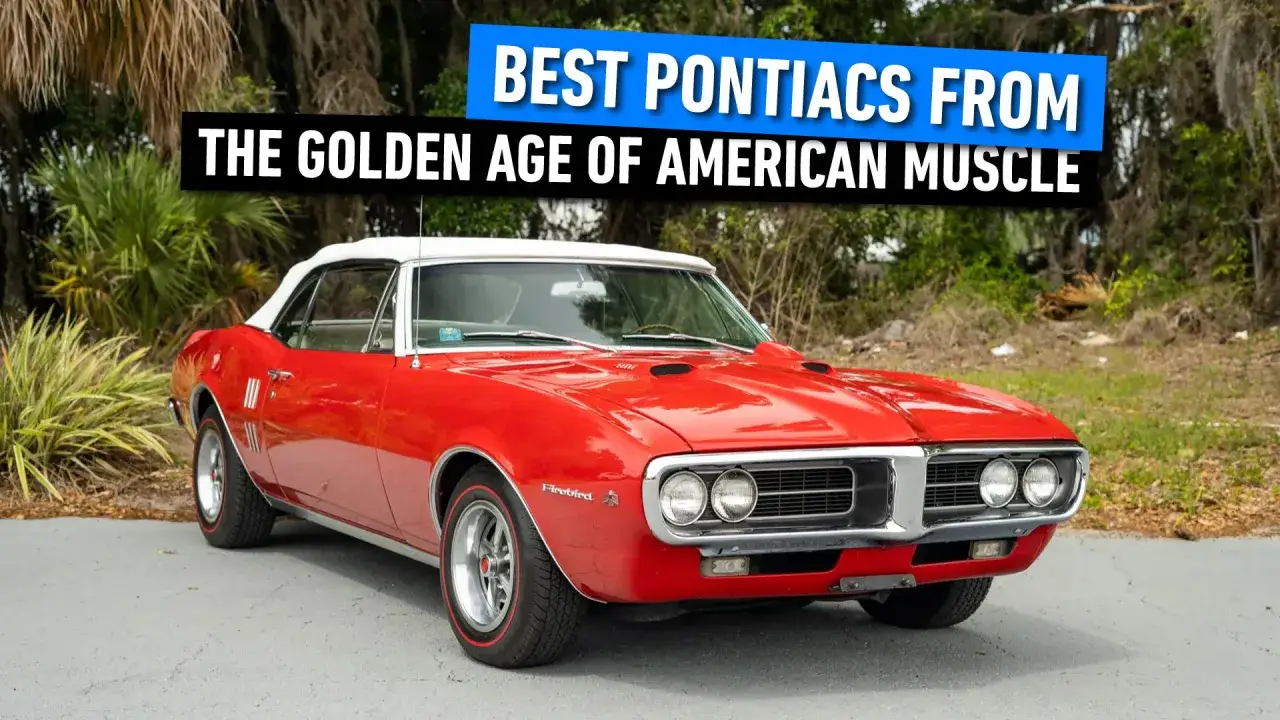 R&ouml;d cabriolet Pontiac Firebird fr&aring;n amerikanska muskelbilarnas gyllene era, med texten 