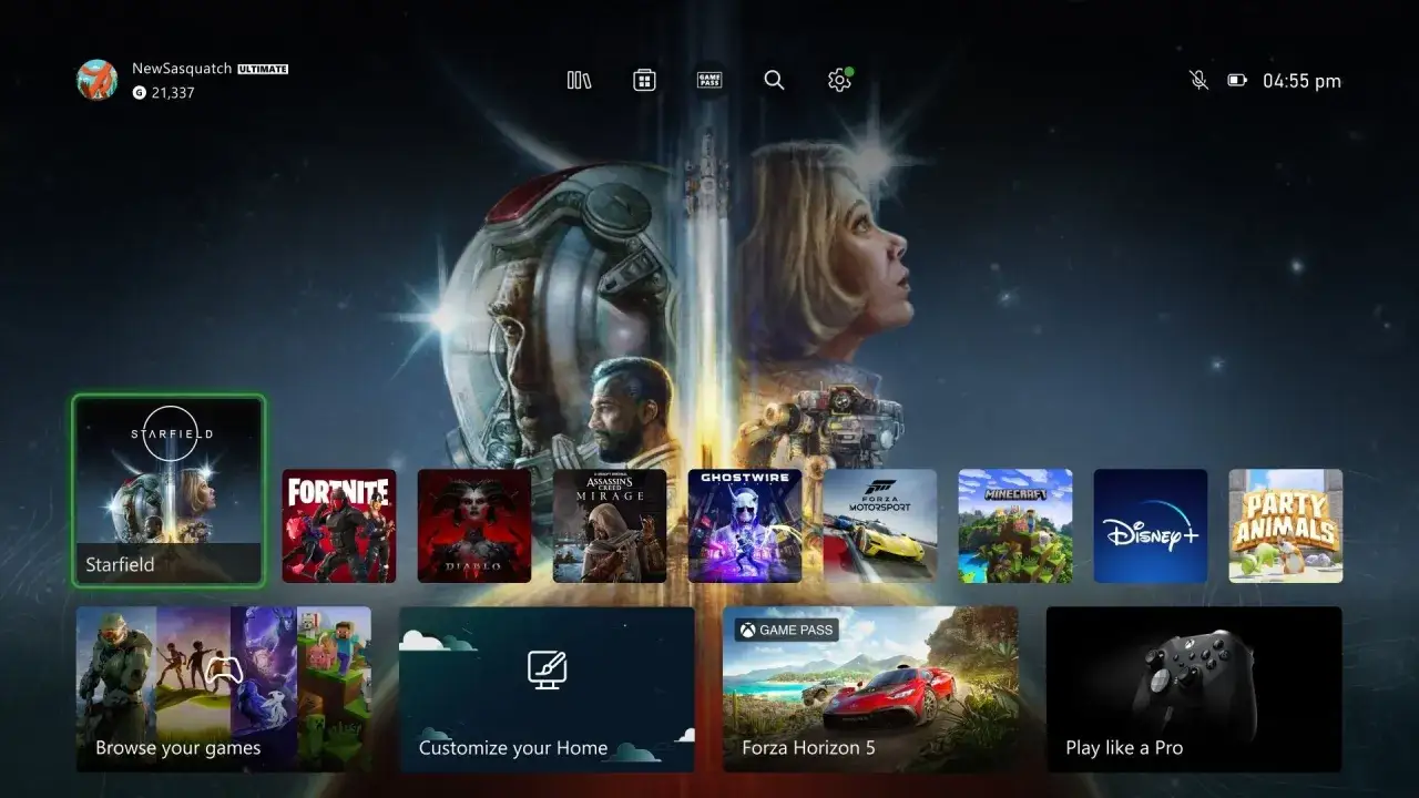 Ekran gł&oacute;wny Xbox Series X z ikonami gier, w tym Starfield. Czekam na aktualizację systemu.