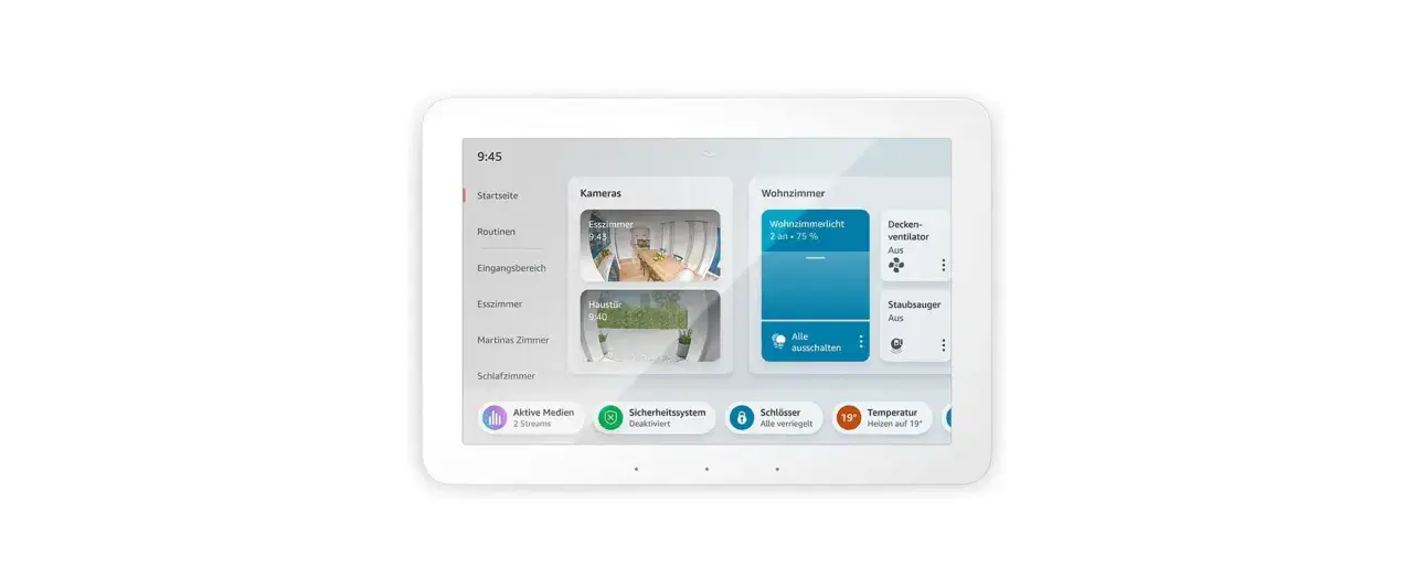 Smart-Home-Display zeigt Wohnzimmersteuerung mit Alexa-Zigbee-Integration, Licht, L&uuml;fter und Staubsauger.