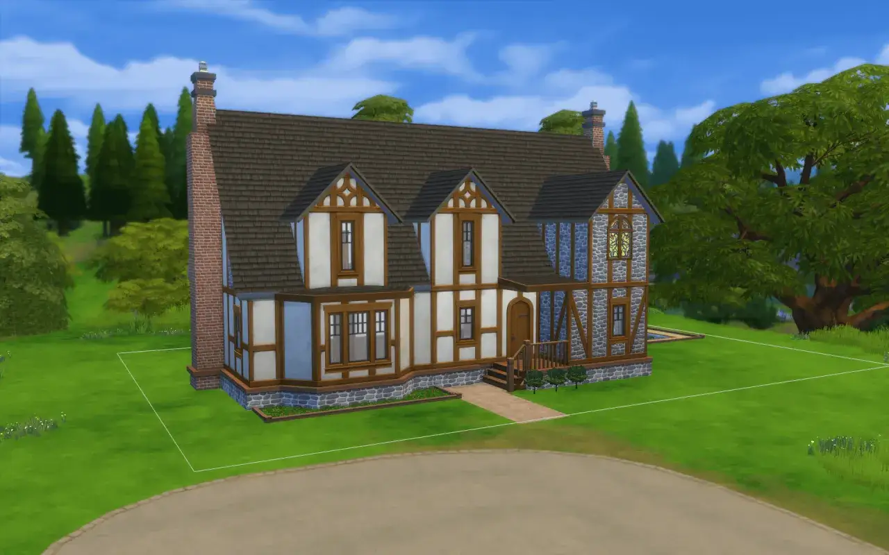 Uroczy dom w stylu Tudor, stworzony w grze The Sims 2, z ceglanym kominem i kamiennymi detalami.