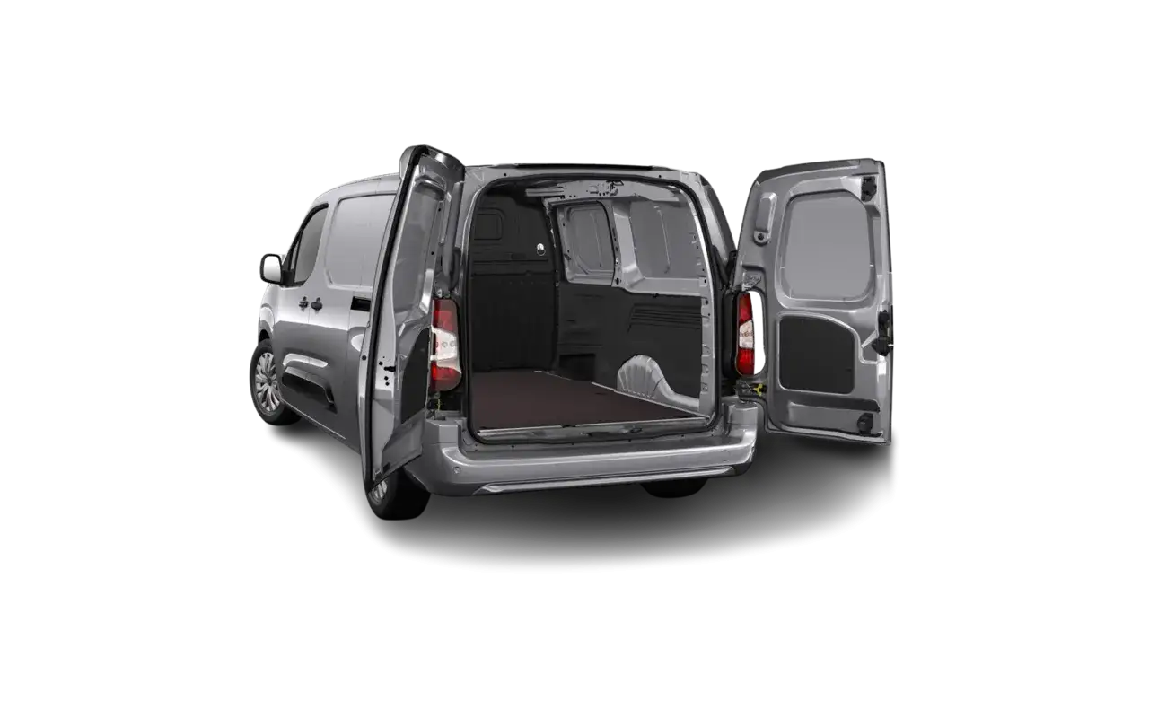Srebrny Citroën Berlingo z otwartymi tylnymi drzwiami, ukazujący przestronne wnętrze ładunkowe.