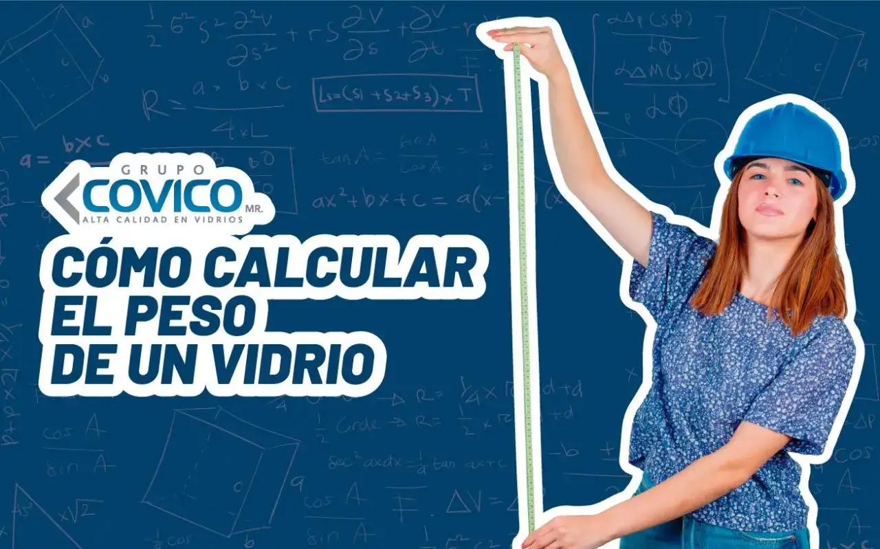 Ingeniera mide un vidrio para calcular su peso. El texto indica 