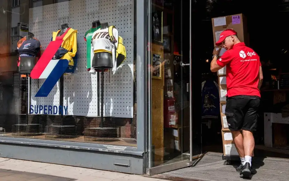 Zdjęcie Superdry: Styl, historia i kondycja marki wszystko, co musisz wiedzieć