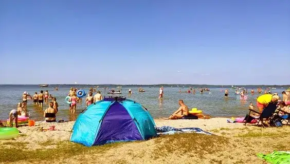Zdjęcie Nowe Guty atrakcje: Odkryj najlepsze miejsca dla rodzin i przygód