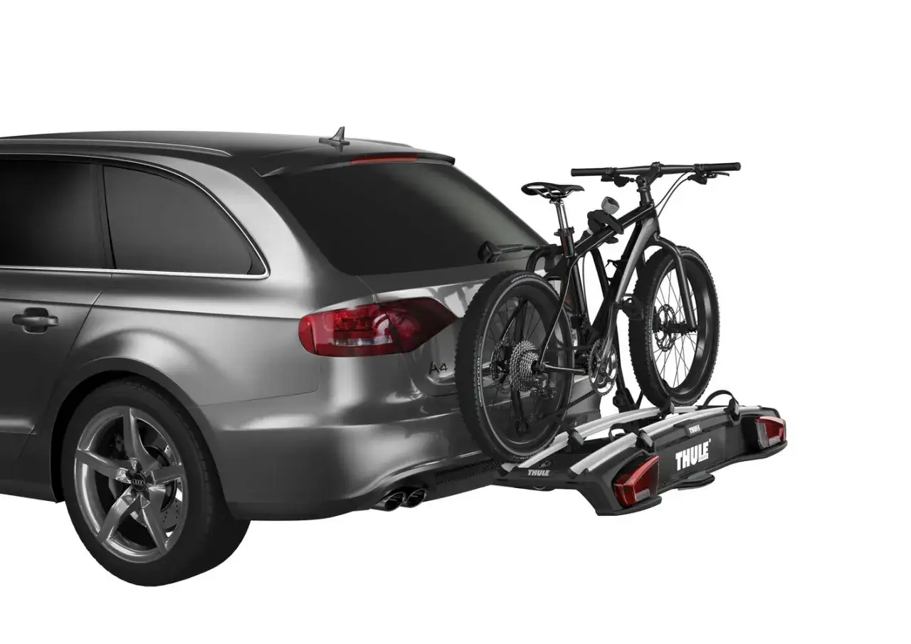 Zdjęcie Thule VeloSpace XT na hak: Narty bezpiecznie i wygodnie. Sprawdź!