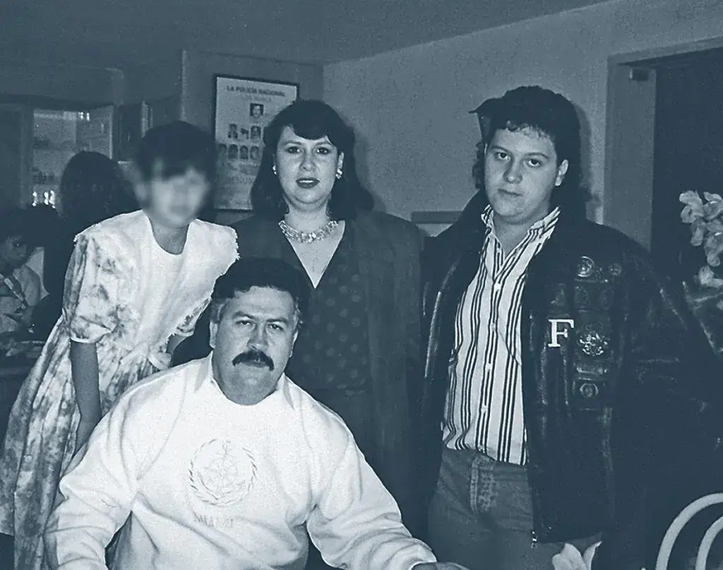 Zdjęcie Czy Pablo Escobar żyje? Prawda o jego śmierci i dziedzictwie