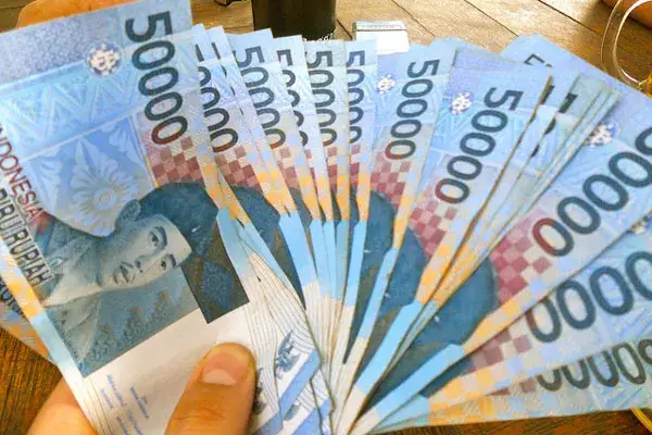 Zdjęcie Rp jaka to waluta? Poznaj znaczenie i wartość rupii indonezyjskiej