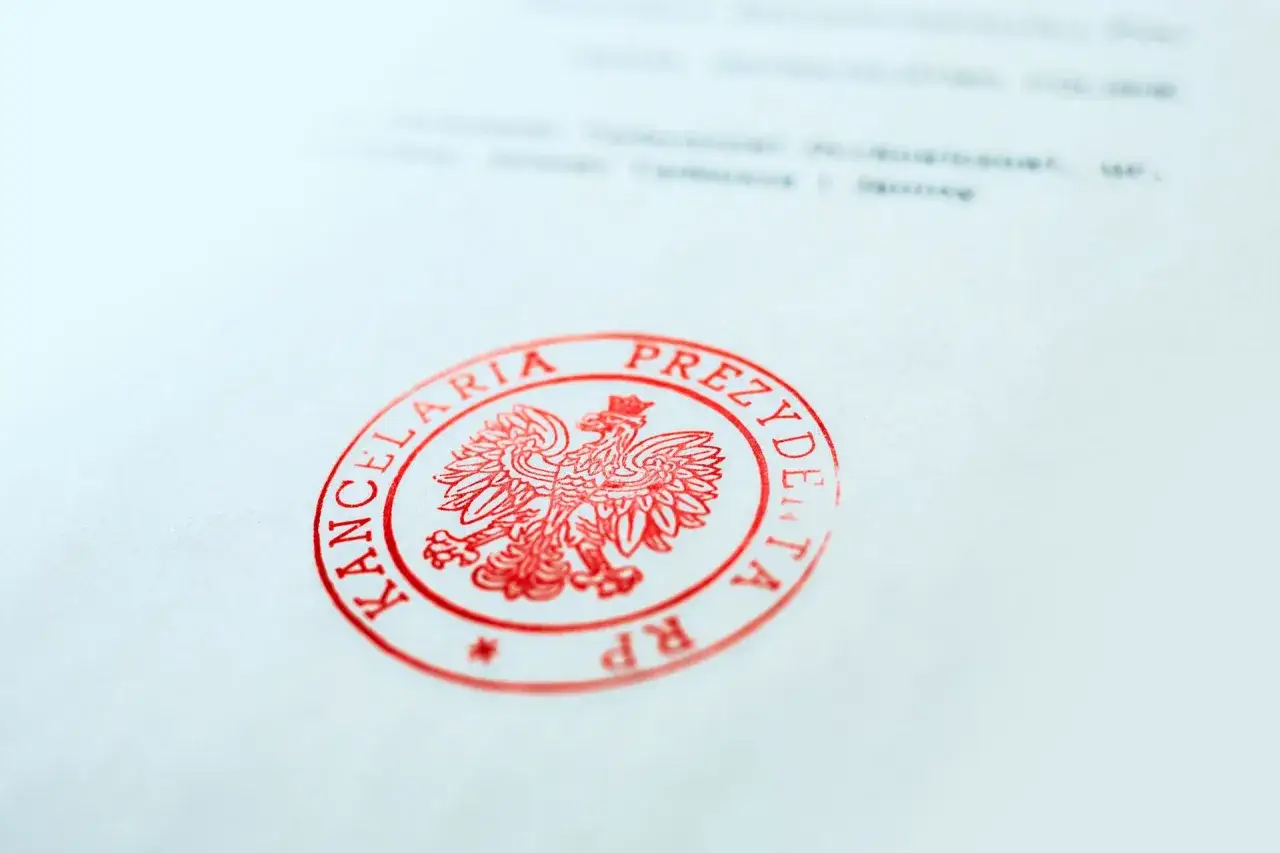 Zdjęcie Kiedy marszałek sejmu przejmuje obowiązki prezydenta? Kluczowe informacje
