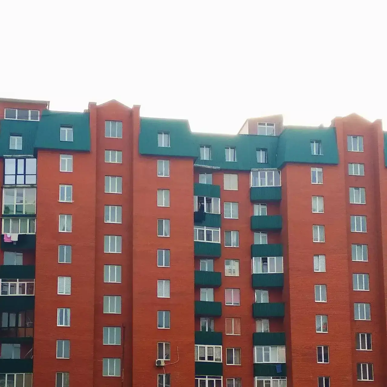 Zdjęcie Ile wynosi kaucja za mieszkanie komunalne? Sprawdź, by uniknąć kosztów