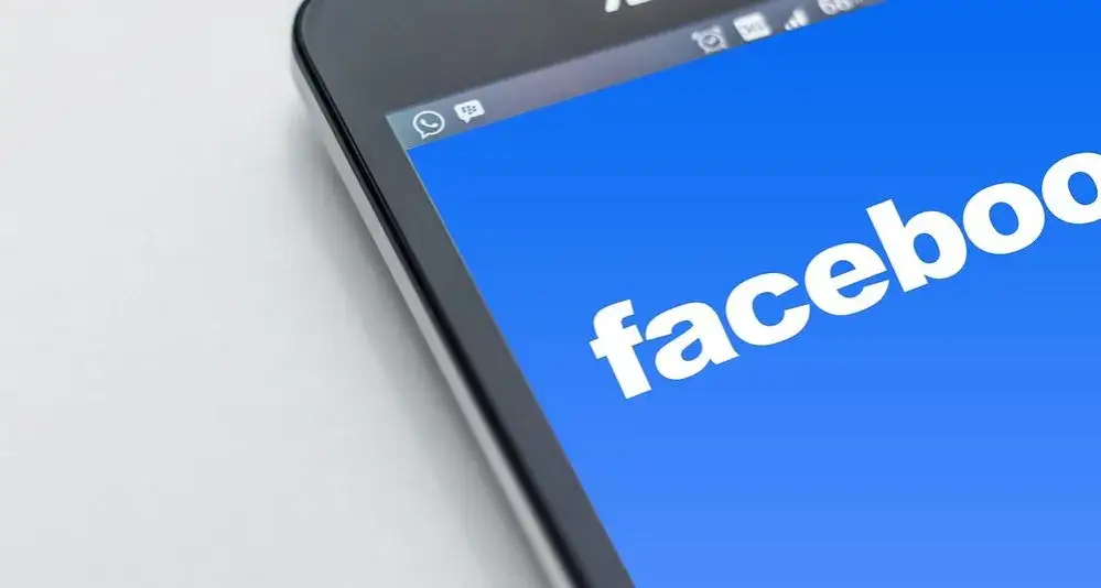 Zdjęcie Jak odinstalować Facebooka z telefonu - proste kroki bez problemów