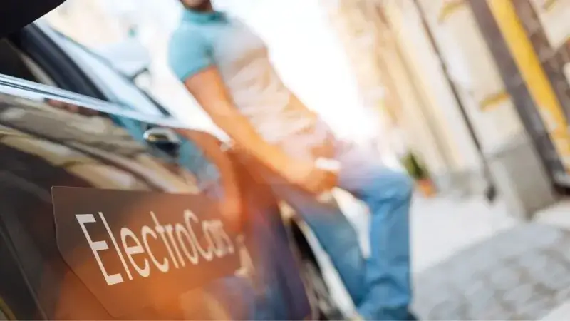 Zdjęcie Ile kosztuje wymiana baterii w samochodzie elektrycznym? Przegląd cen i opcji
