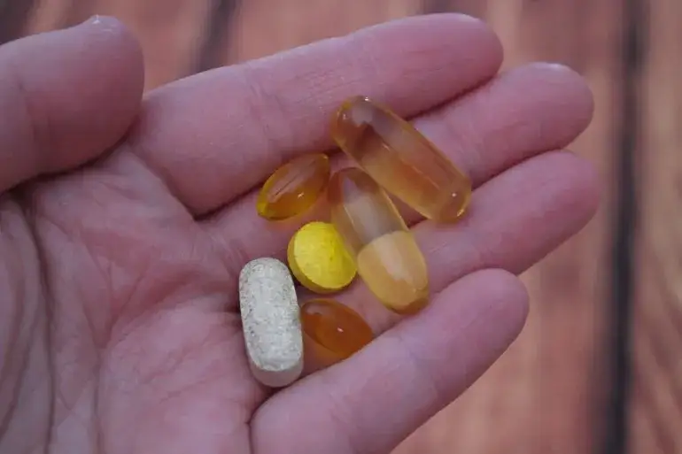 Zdjęcie Die verschiedenen Bedeutungen von Supplement auf Deutsch erklärt