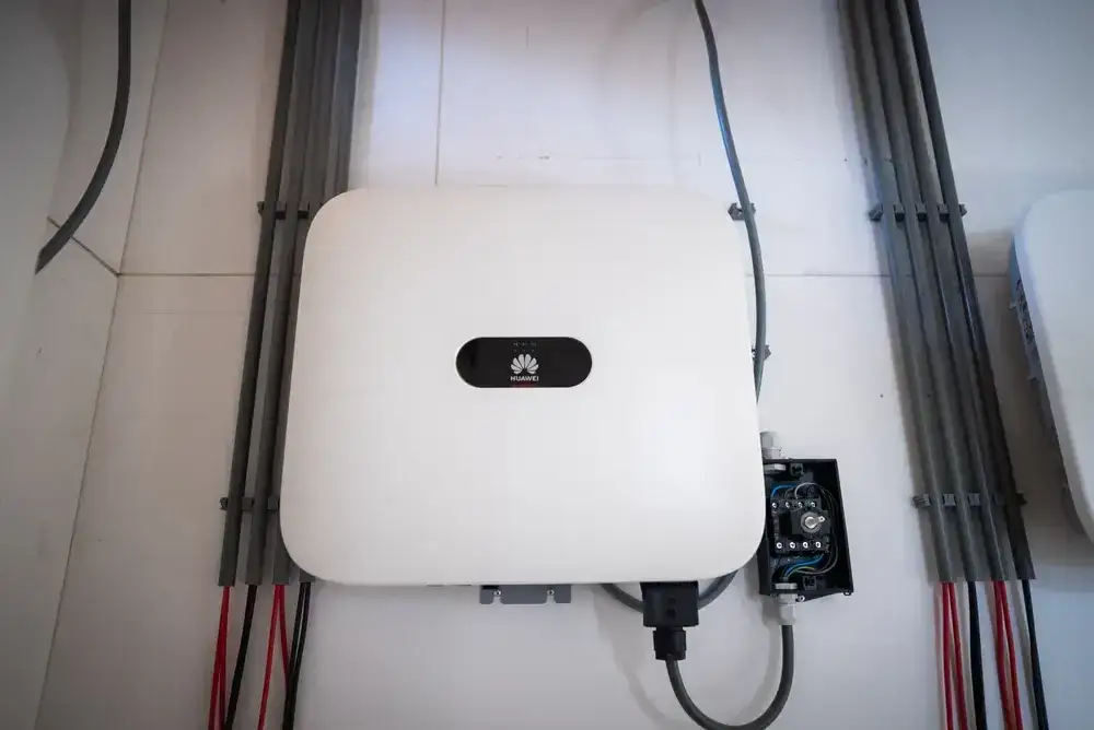 Zdjęcie Un onduleur consomme-t-il beaucoup d'électricité ? Éclaircissements sur sa consommation réelle