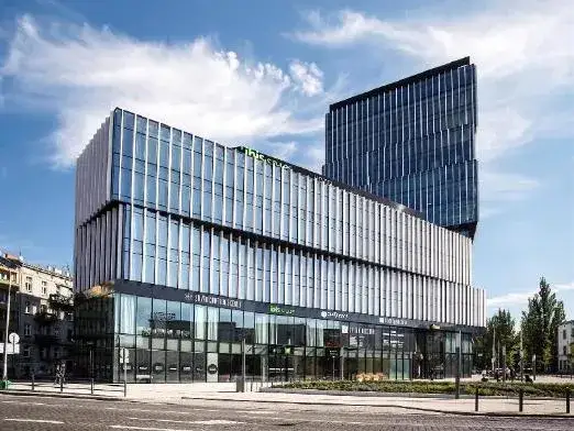 Zdjęcie Nocleg w centrum Wrocławia to wygoda czy głośna przygoda? Rady