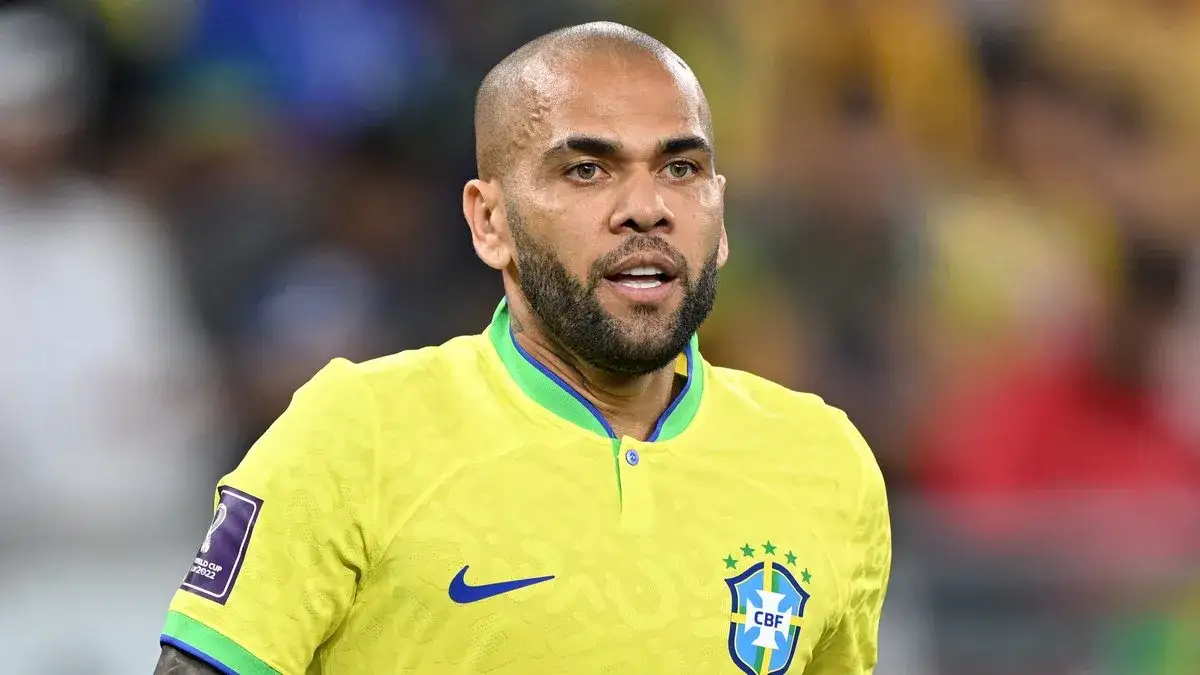 Zdjęcie Dani Alves zarobki: Szokująca prawda o pensji gwiazdy São Paulo