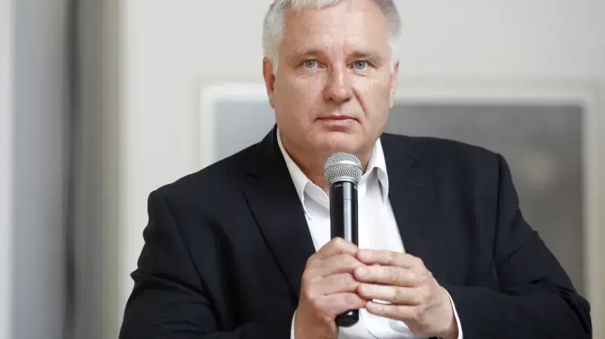 Zdjęcie Jak uprawiać badania oświatowe według Konarzewskiego - kluczowe metody