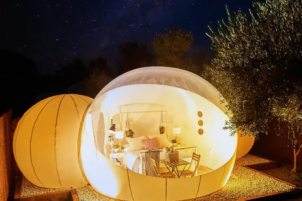 Zdjęcie Hoteles burbuja: vive una experiencia &uacute;nica bajo las estrellas