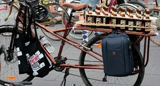 Zdjęcie Czy można stracić prawo jazdy jadąc rowerem po alkoholu? Fakty i kary
