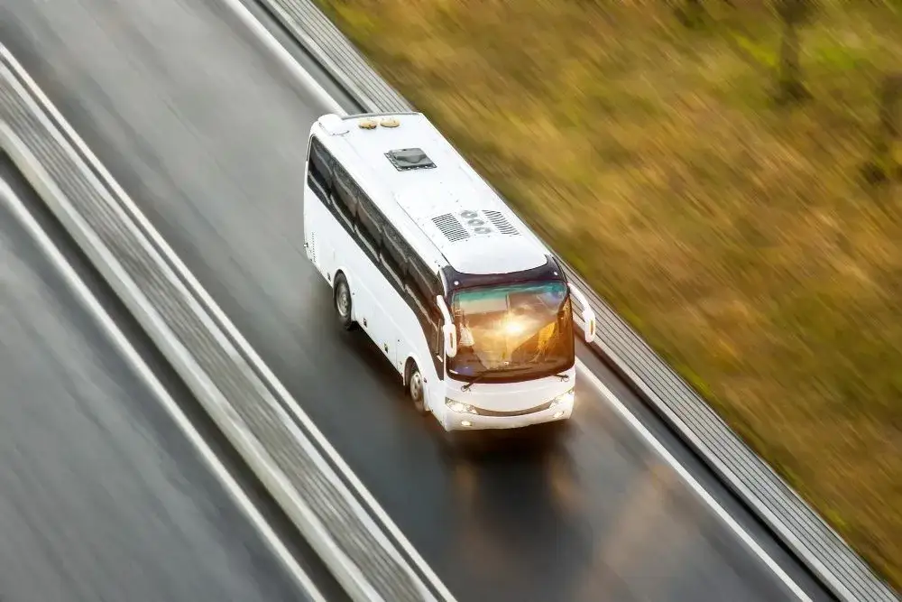 Zdjęcie Duży autokar ile miejsc? Sprawdź, ile pasażerów pomieści!