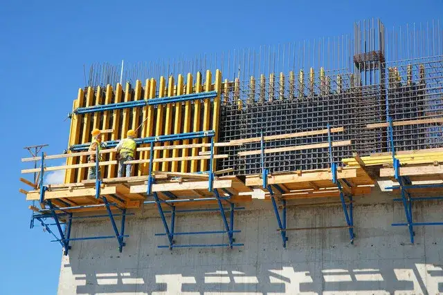 Zdjęcie Cement z ziemią: niebezpieczne połączenie czy skuteczne rozwiązanie?