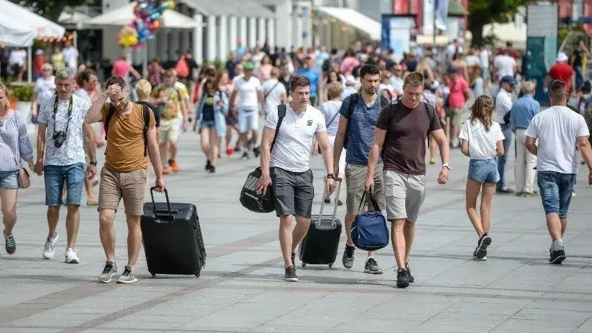 Zdjęcie Jak dojechać do Mielna pociągiem - praktyczne informacje i ceny biletów
