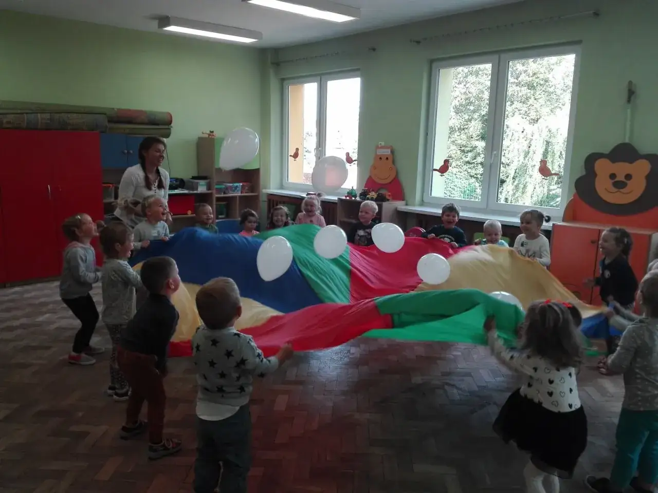 Zdjęcie Skuteczne zajęcia integracyjne, które zburzą bariery i połączą ludzi w grupie